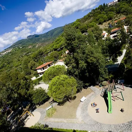 Elite Aparthotel 3*