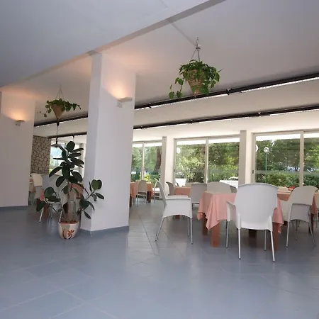 Elite Hotel apartamentowy 3*