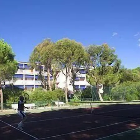 Aparthotel Elite 3*
